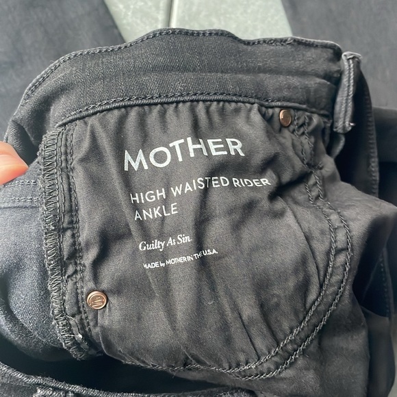 Mother Denim High Waisted Rider Ankle Guilty Black Distressed - Picture 3 of 6